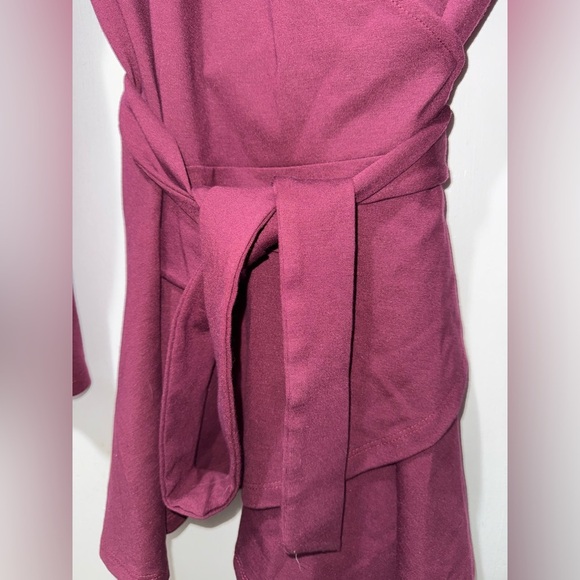 Eloquii Peplum Butgundy Wrap Blouse V Neck Long Sleeve Size 14 - Picture 3 of 6